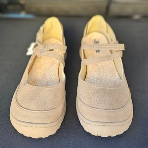 JBU by Jambu Fawn Mary Janes